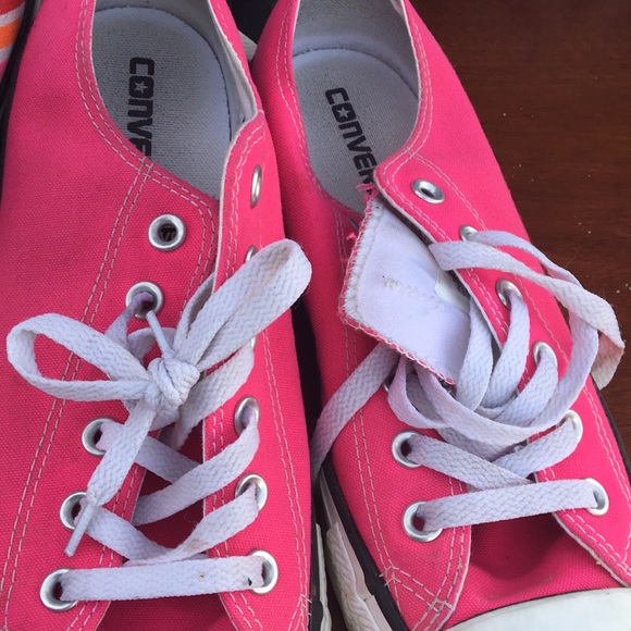 Women Converse 3 pair $50 - Picture 3 of 7